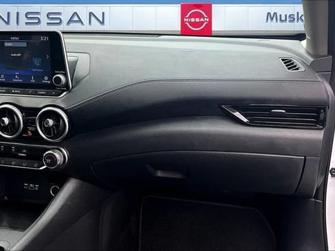 Used 2023 Nissan Sentra SV FWD image 23