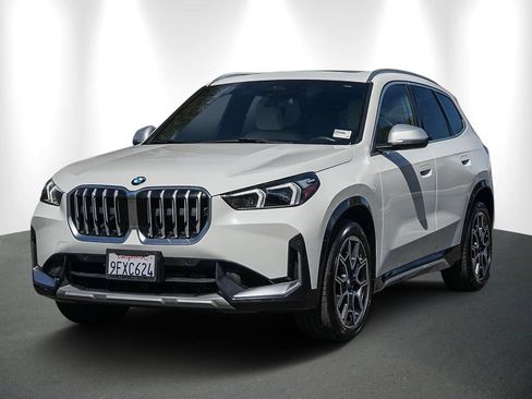 Used 2023 BMW X1 xDrive28i w/ Convenience Package AWD/4WD image 3