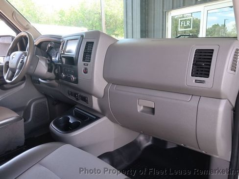 Used 2020 Nissan NV 2500 SV w/ Back Door Glass Package RWD image 21