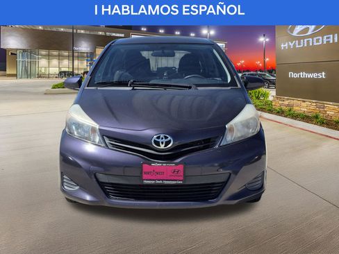 Used 2014 Toyota Yaris L image 5