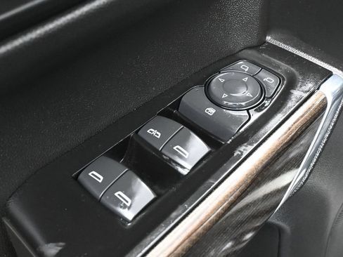 Used 2019 Chevrolet Silverado 1500 LT w/ All-Star Edition AWD/4WD image 14