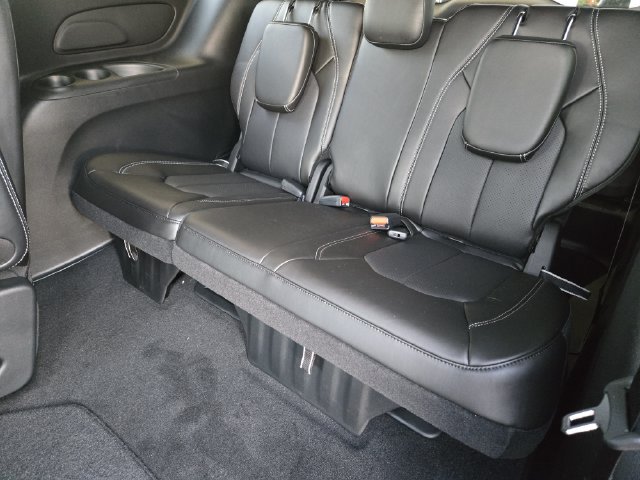 New 2027 Chrysler Pacifica Select FWD image 21