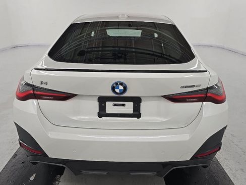 Used 2023 BMW i4 eDrive40 w/ M Sport Package RWD image 5