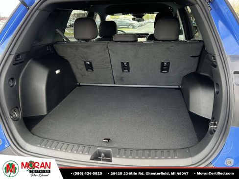 Used 2025 GMC Terrain Elevation AWD/4WD image 11