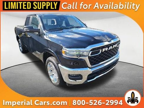 Used 2025 RAM 1500 Big Horn AWD/4WD image 1