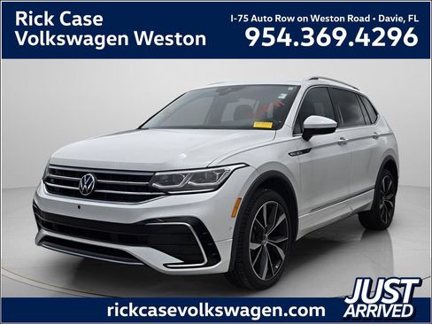 Certified 2023 Volkswagen Tiguan SEL R-Line AWD/4WD image 1