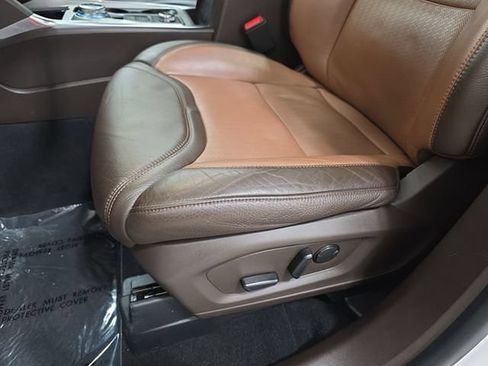 Used 2023 Ford Explorer King Ranch w/ Technology Package AWD/4WD image 29
