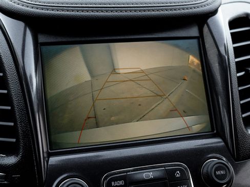 Used 2018 Chevrolet Impala LT image 22