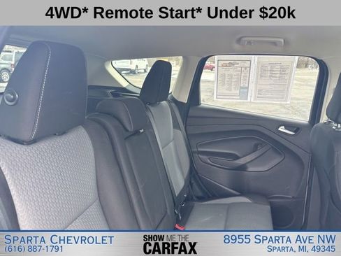 Used 2019 Ford Escape SE image 24