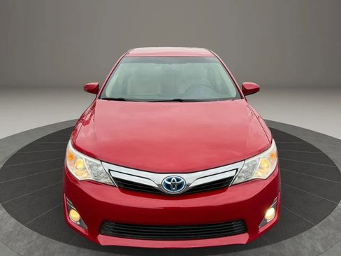 Used 2014 Toyota Camry XLE FWD image 5