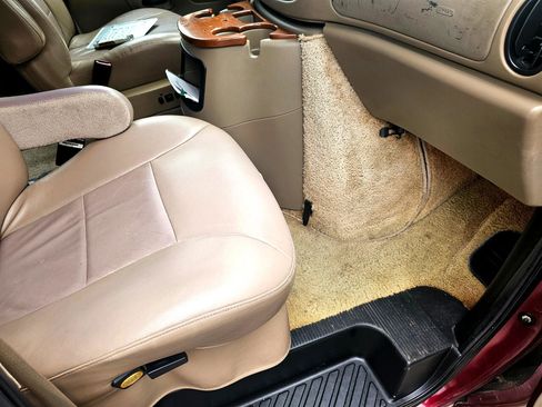 Used 2004 Ford E-250 and Econoline 250 image 19