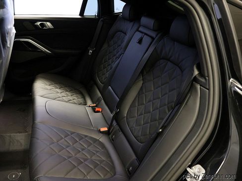 New 2026 BMW X6 xDrive40i w/ Climate Comfort Package image 12