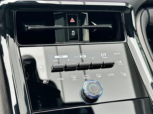 New 2026 Porsche Panamera image 24