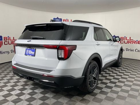 New 2026 Ford Explorer ST-Line RWD image 3