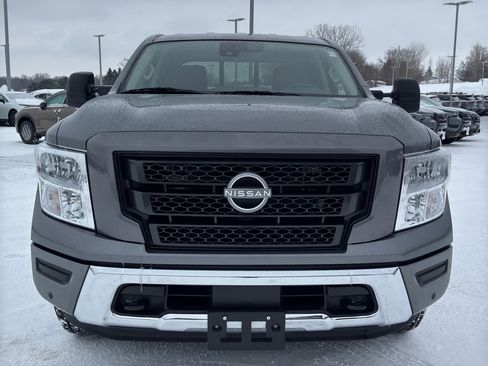 Certified 2024 Nissan Titan SV w/ SV Convenience Package image 3
