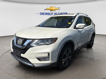 Used 2017 Nissan Rogue SL w/ SL Premium Package