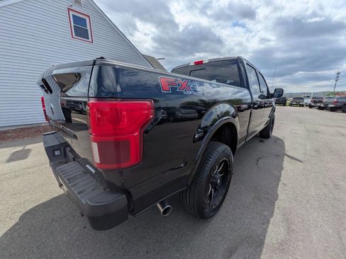 Used 2018 Ford F150 Lariat w/ Equipment Group 502A Luxury image 8