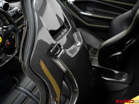 Used 2022 Ferrari F8 Tributo image 42