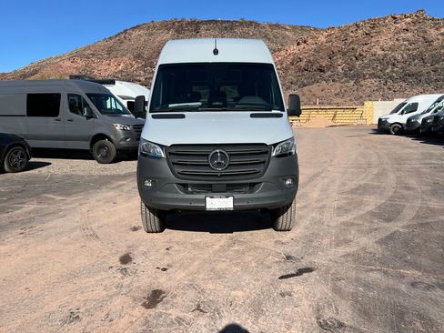 New 2026 Mercedes-Benz Sprinter 2500 image 8