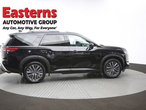 Used 2023 Nissan Pathfinder SL w/ SL Premium Package image 47