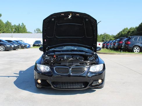 Used 2013 BMW 335i Convertible image 32
