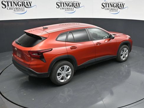 Certified 2024 Chevrolet Trax LS w/ Driver Confidence Package FWD image 24