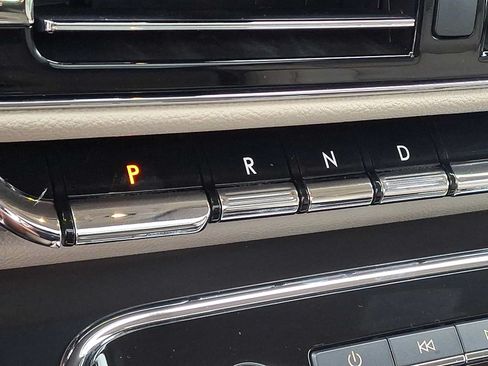 Used 2022 Lincoln Navigator Reserve AWD/4WD image 18