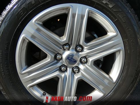 Used 2020 Ford Expedition Max XLT w/ Equipment Group 202A RWD image 23