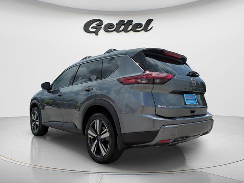 Certified 2024 Nissan Rogue SL FWD image 7