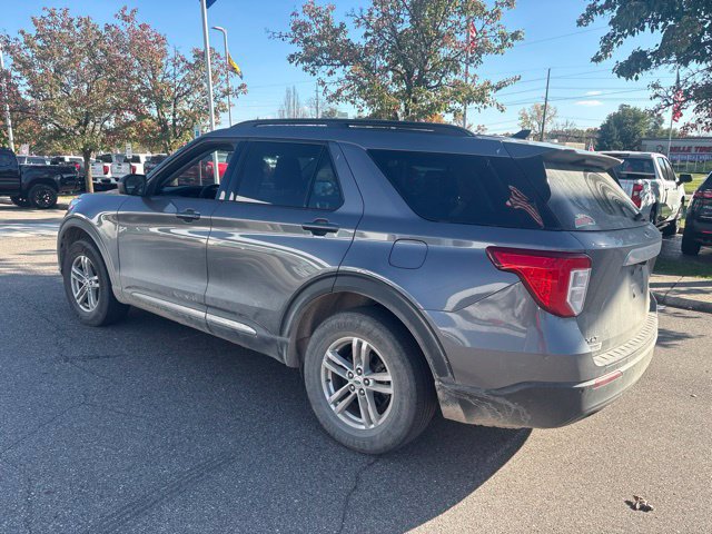 Used 2021 Ford Explorer XLT AWD/4WD image 6