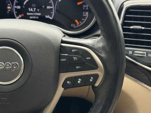 Used 2019 Jeep Grand Cherokee Limited w/ Luxury Group II image 49