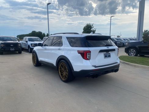 Used 2023 Ford Explorer ST w/ Equipment Group 401A AWD/4WD image 3