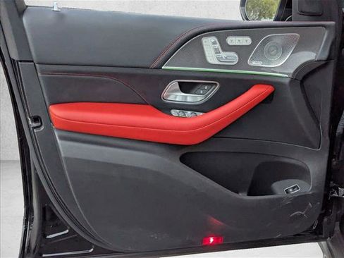 Used 2022 Mercedes-Benz GLE 53 AMG 4MATIC image 10