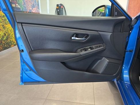 Used 2023 Nissan Sentra SV image 19