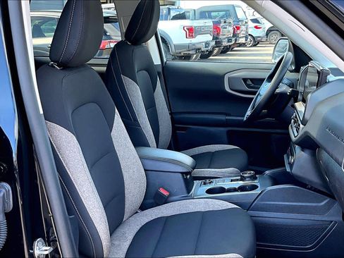 Used 2025 Ford Bronco Sport Big Bend w/ Convenience Package image 14