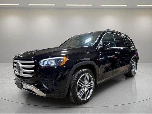Used 2025 Mercedes-Benz GLS 450 4MATIC image 19