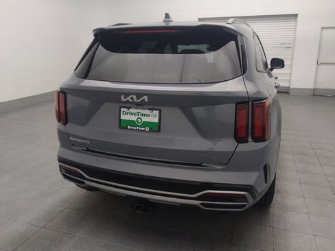Used 2023 Kia Sorento S w/ Panoramic Sunroof Package FWD image 7