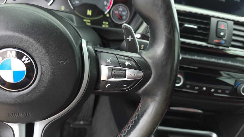 Used 2015 BMW M4 Convertible RWD image 17