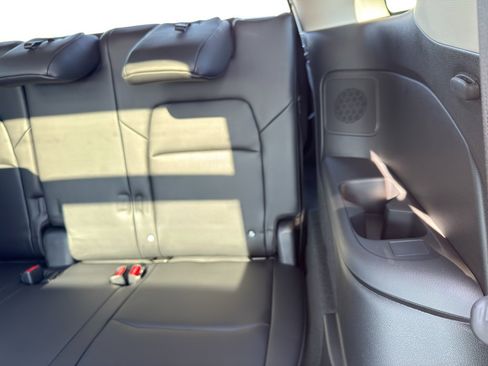 New 2026 Nissan Pathfinder SL w/ SL Premium Package image 35