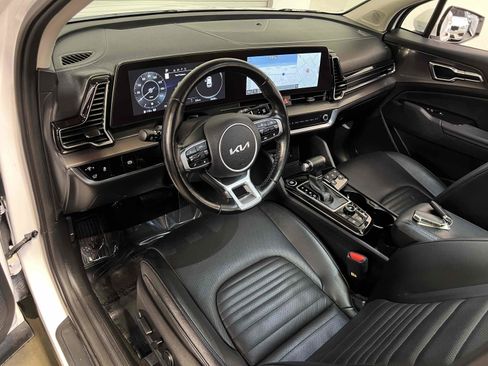 Used 2023 Kia Sportage SX FWD image 3