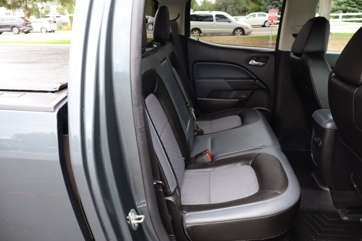 Used 2017 Chevrolet Colorado Z71 AWD/4WD image 21