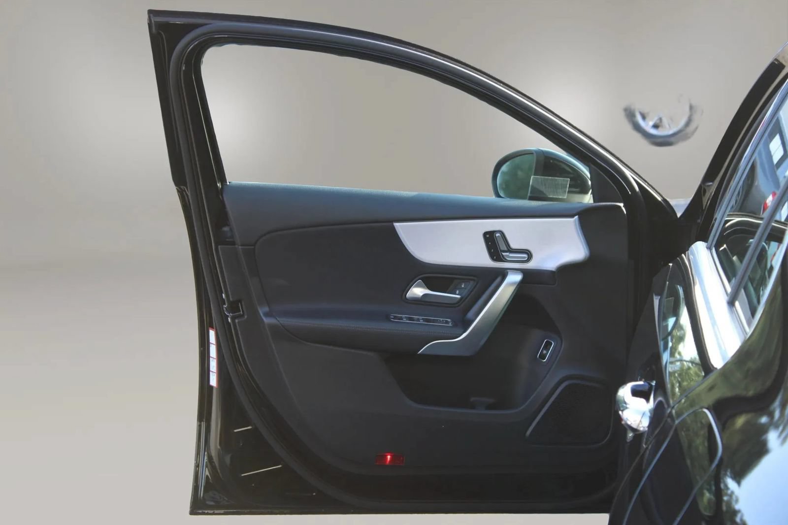 Used 2021 Mercedes-Benz A 220 w/ Premium Package image 16
