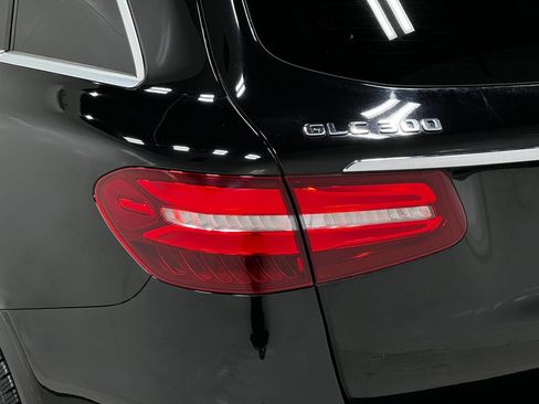 Used 2018 Mercedes-Benz GLC 300 image 34