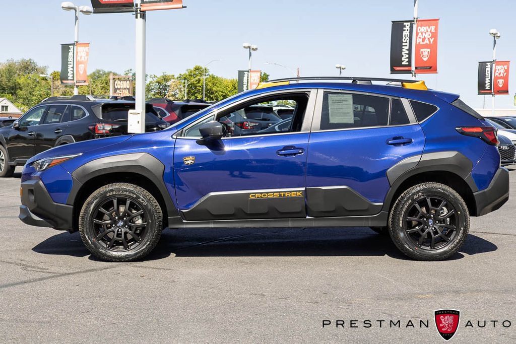 Used 2025 Subaru Crosstrek 2.5i Wilderness w/ Wilderness Package AWD/4WD image 15
