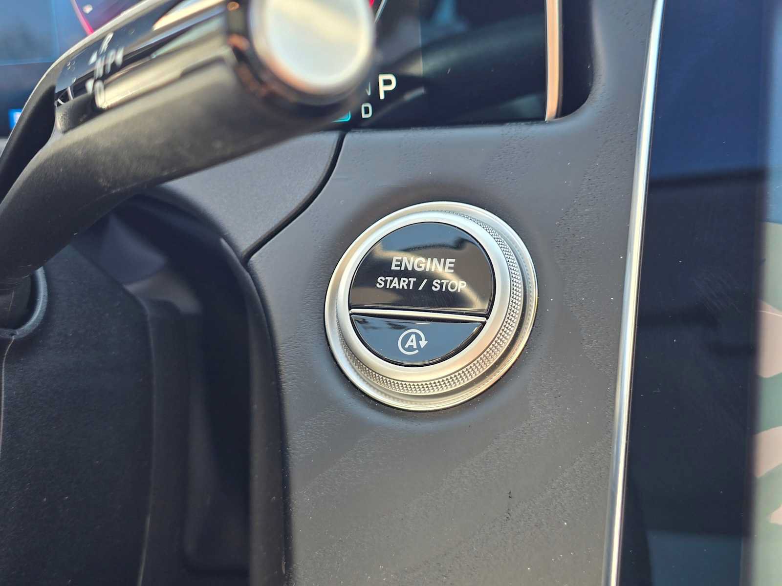 Used 2021 Mercedes-Benz GLE 350 w/ Premium Package image 6