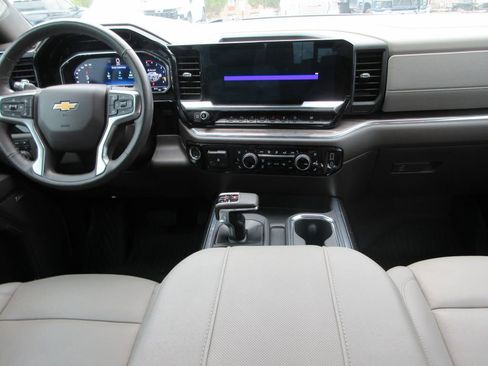 Certified 2024 Chevrolet Silverado 1500 LTZ image 19