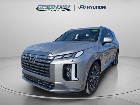 Used 2025 Hyundai Palisade Calligraphy image 3