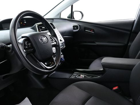 Used 2021 Toyota Prius Prime LE image 22