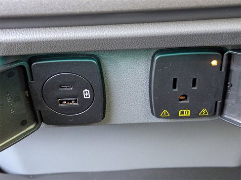 Used 2023 Ford F150 XLT w/ Equipment Group 301A Mid image 15