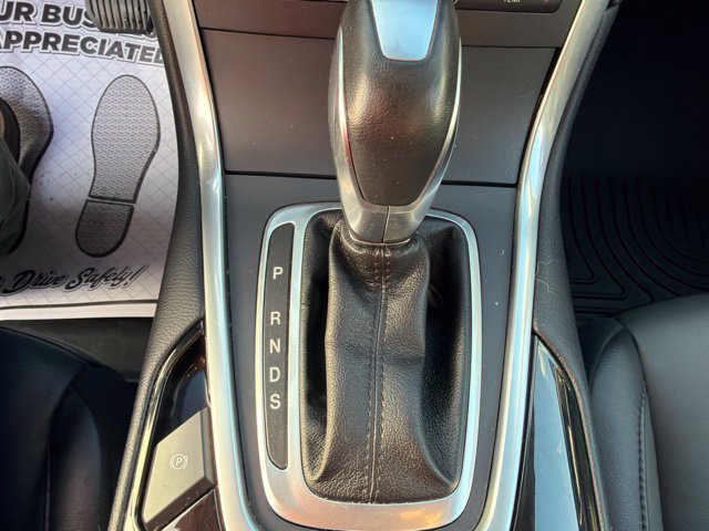 Used 2018 Ford Edge Titanium FWD image 21